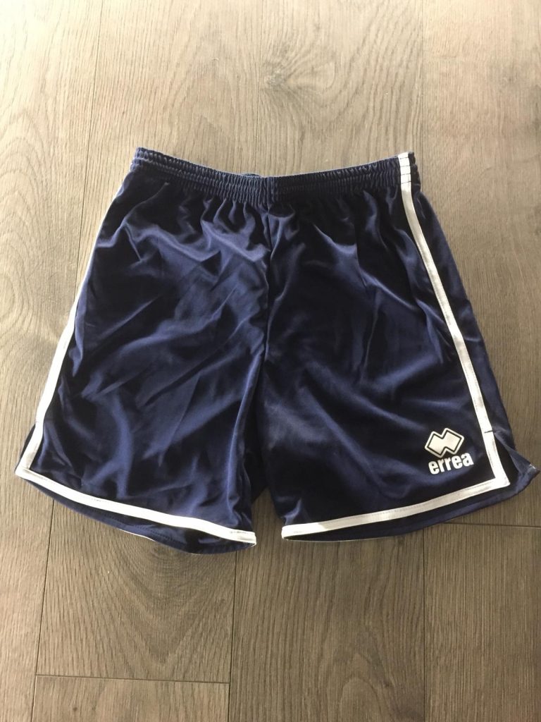 Navy Errea badminton shorts boys XS